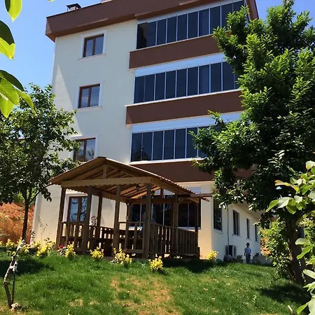 Menekse 2 Apartment